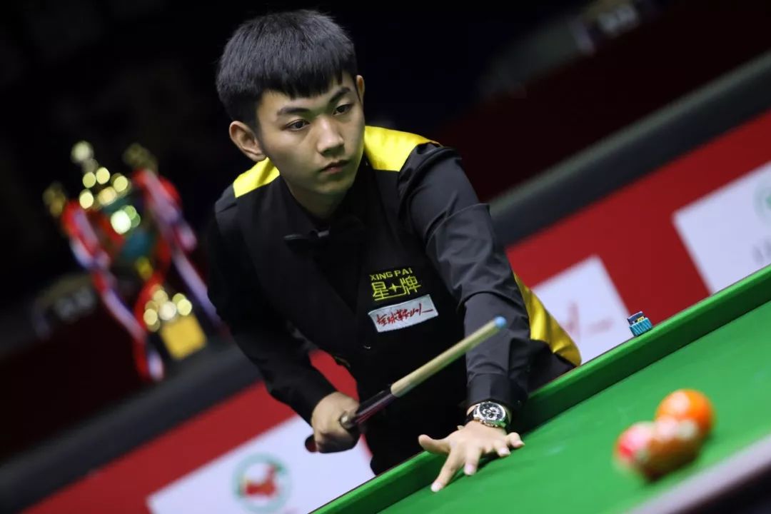 据温度和湿 据温度和湿